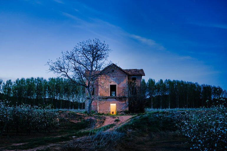 isabella-the-light-witch